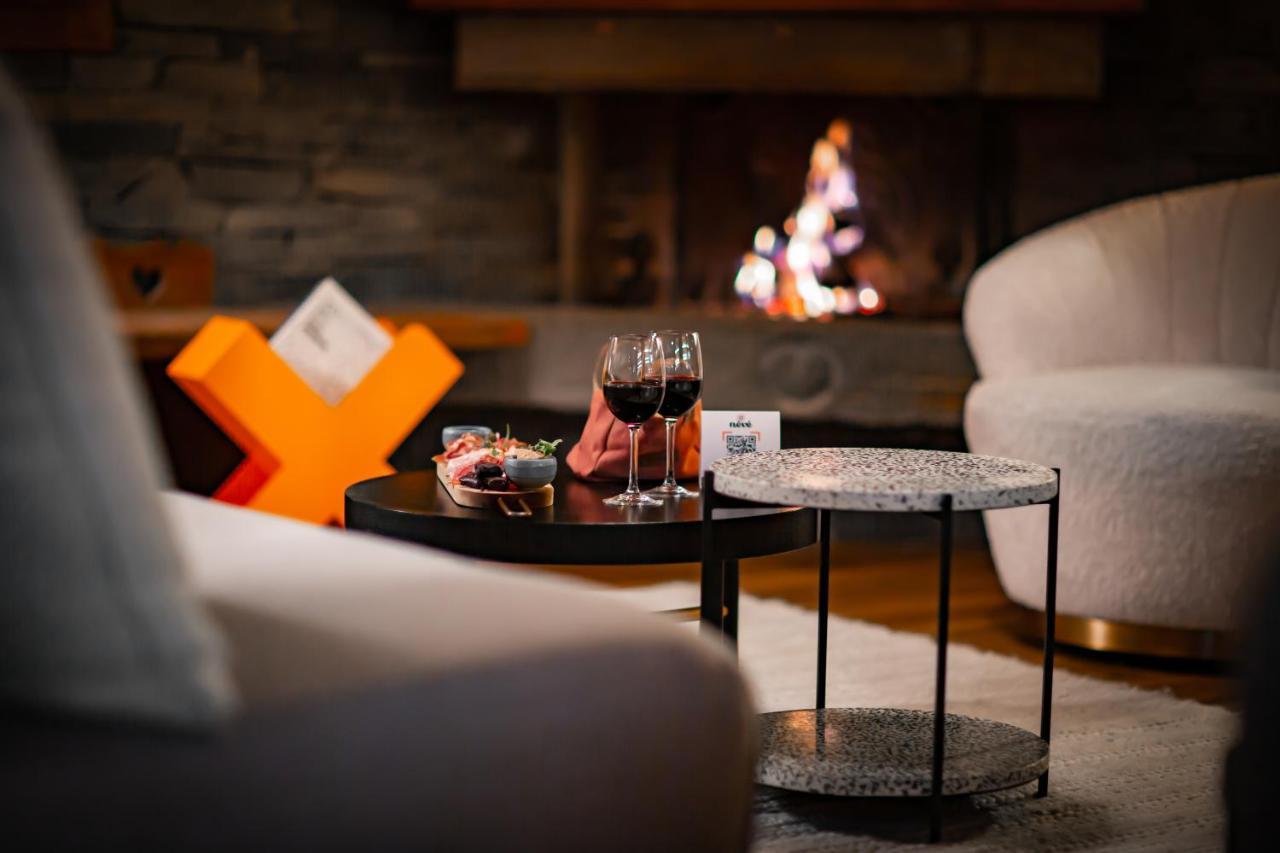 Hotel Neve Morzine Exteriör bild